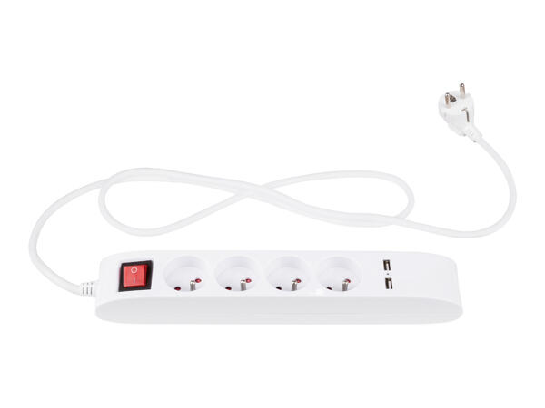 ZÁSUVKOVÁ LIŠTA S USB
