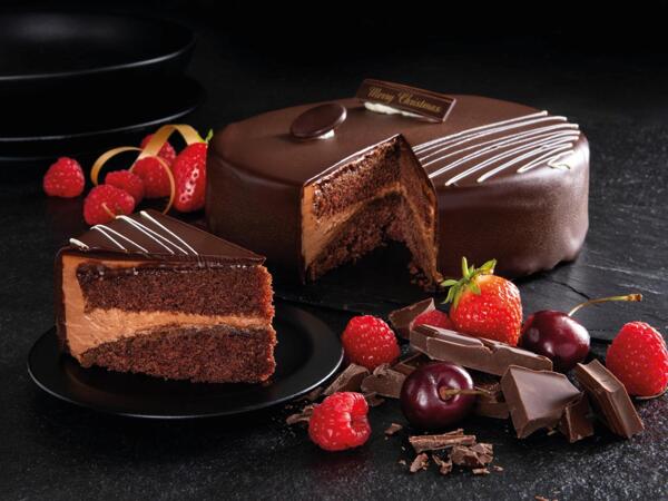 Belgian Chocolate Fudge Cake
