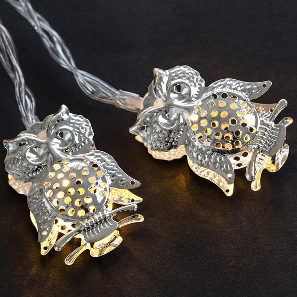 Lichterkette mit Ornamenten