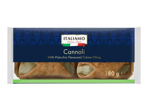 Cannoli With Pistachio Cream