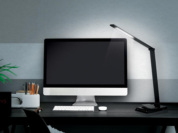 Led Desk Lamp with Inductive Charging Area