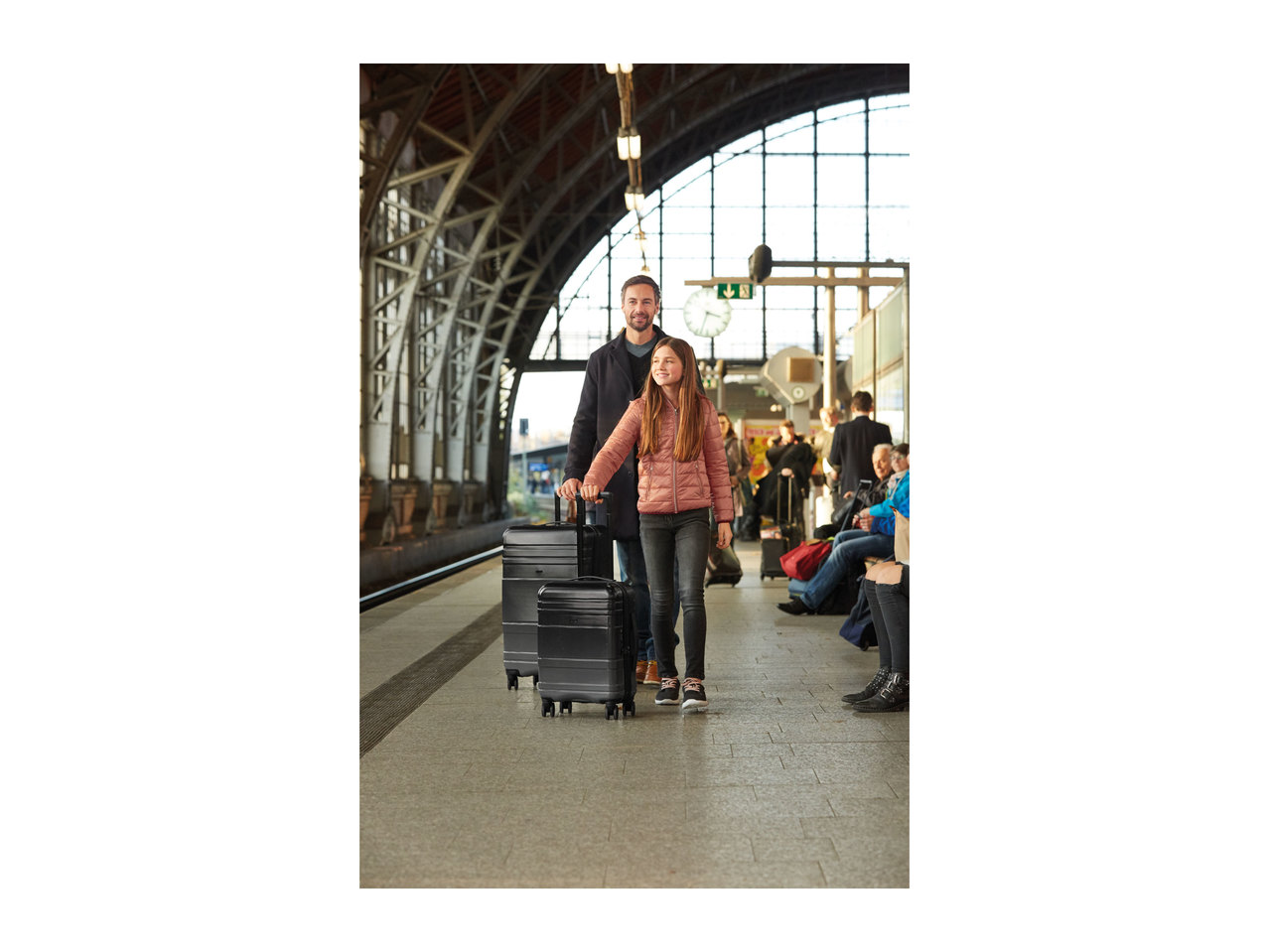 Top Move Black Cabin Suitcase1