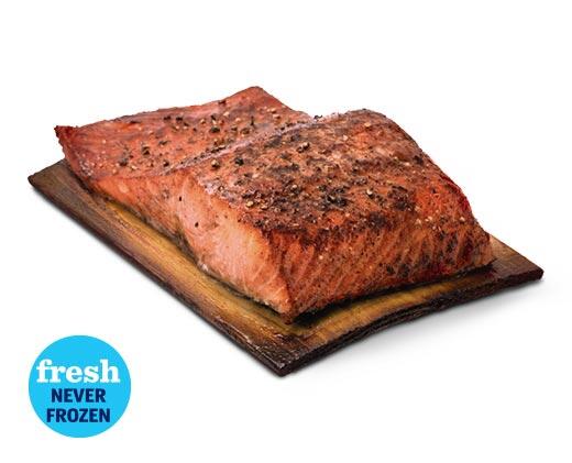 Fresh Sweet & Smoky Atlantic Salmon on a Cedar Plank
