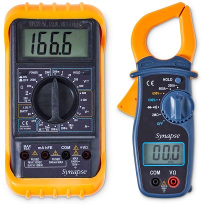 Digitaler Multimeter oder Amperezange