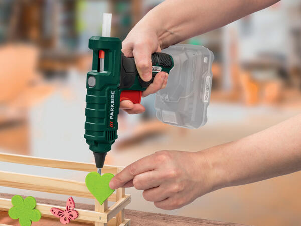 Cordless Glue Gun