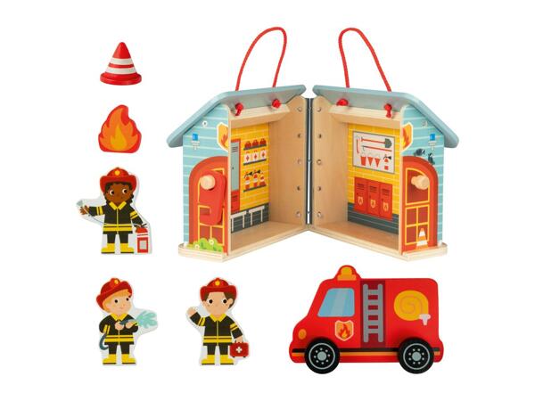 Playtive Portable Doll's House - 7 piece set