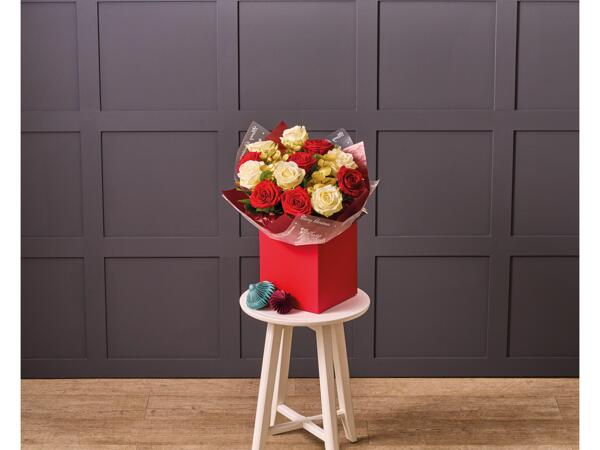 Best Mother Aqua Bouquet