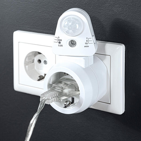 Steckdosenadapter