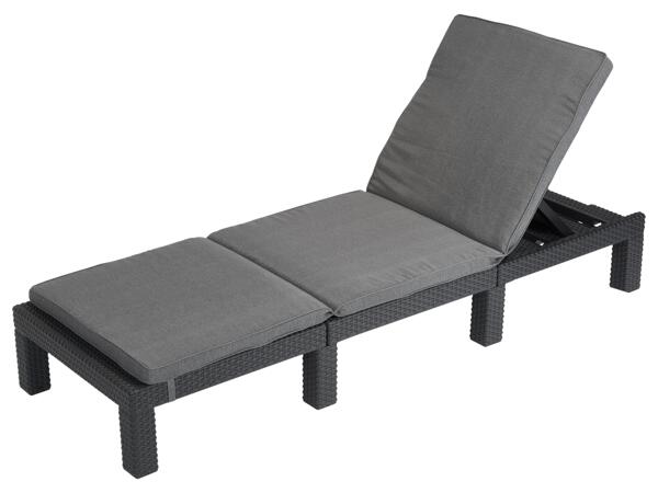 Wicker Sun Lounger
