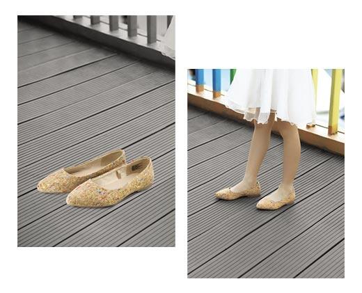 Lily & Dan
Girls' Ballet Flats