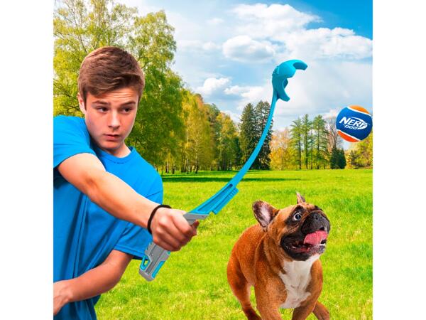 Air Strike Tennis Ball Launcher / Tennis Balls