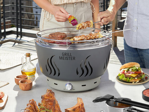 Holzkohlegrill mit Aktivbelüftung