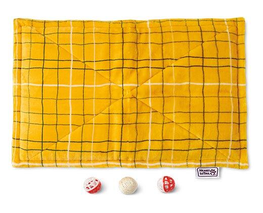 Heart to Tail 
 Cat Warming Mat