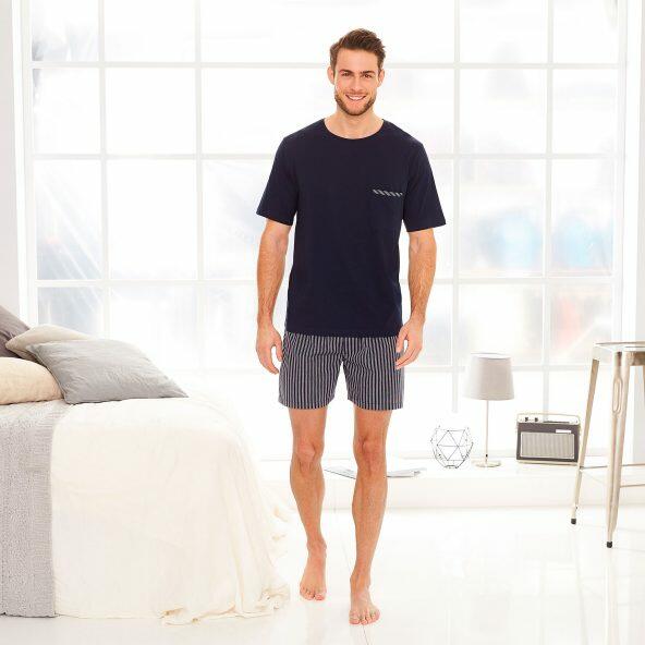 Pyjamas med shorts
