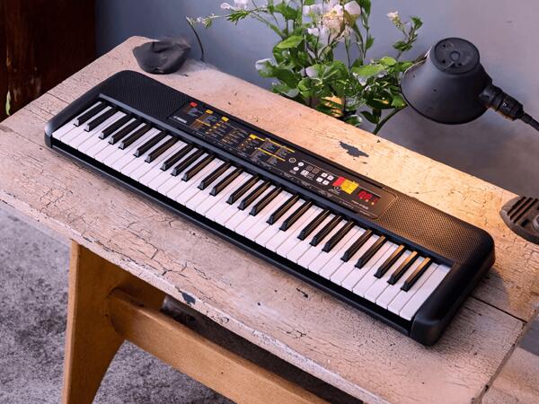Keyboard "PSR-F52"