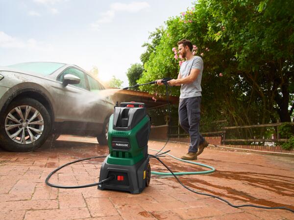 Pressure Washer