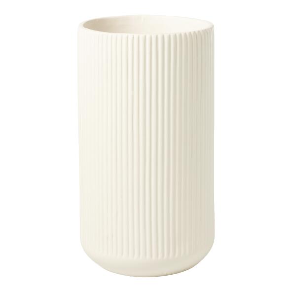 LIVING ART(R) 				Vase
