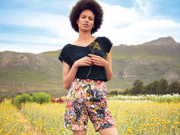 Ladies' Linen Top