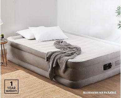 Queen Bed Air Mattress with Foam Top