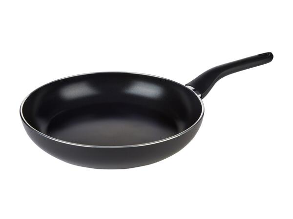 Poêle en aluminium
