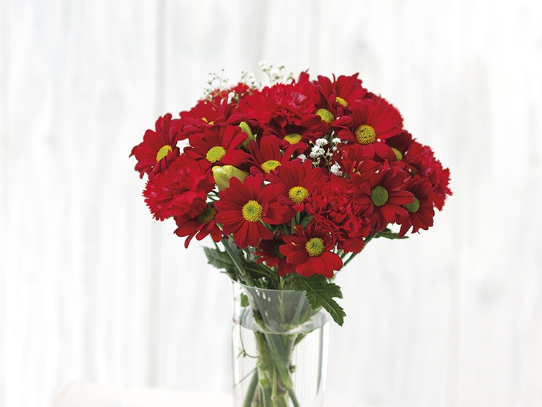 Crimson Kiss Bouquet