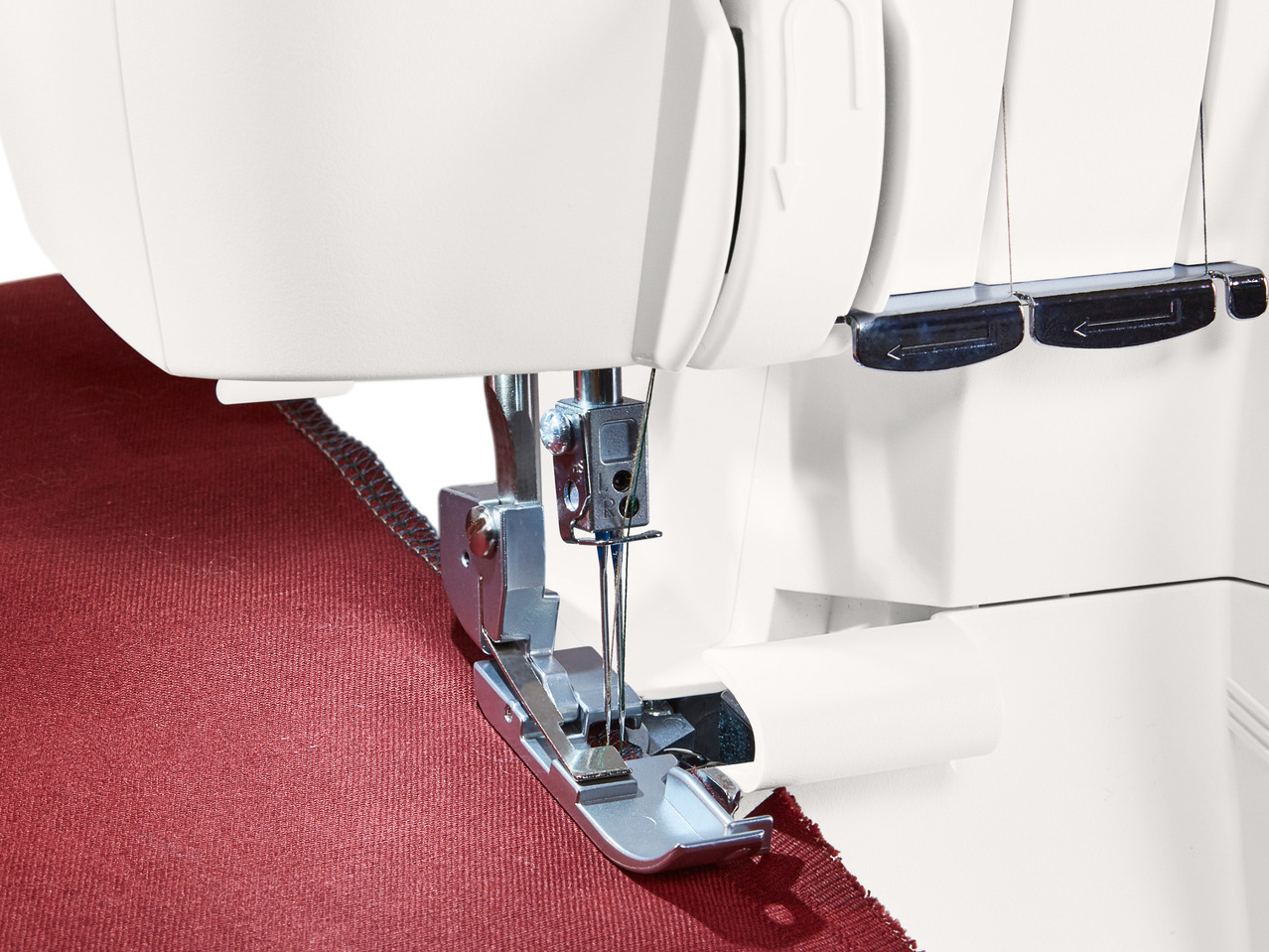 SINGER Overlock Sewing Machine