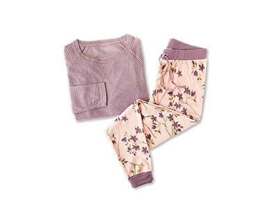 Serra 
 Ladies' 2-Piece Fleece Pajama Set