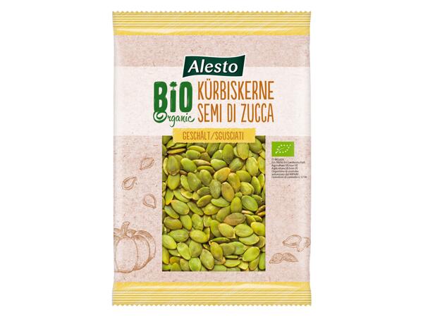 Organic shelled pumpkin seeds
