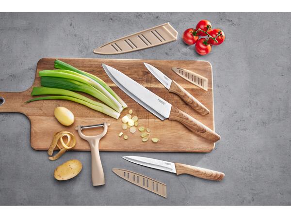 Knife Set with Peeler
