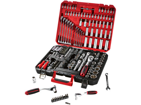 Socket Set