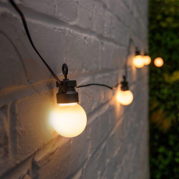CASALUX(R) 				Guirlande LED à énergie solaire
