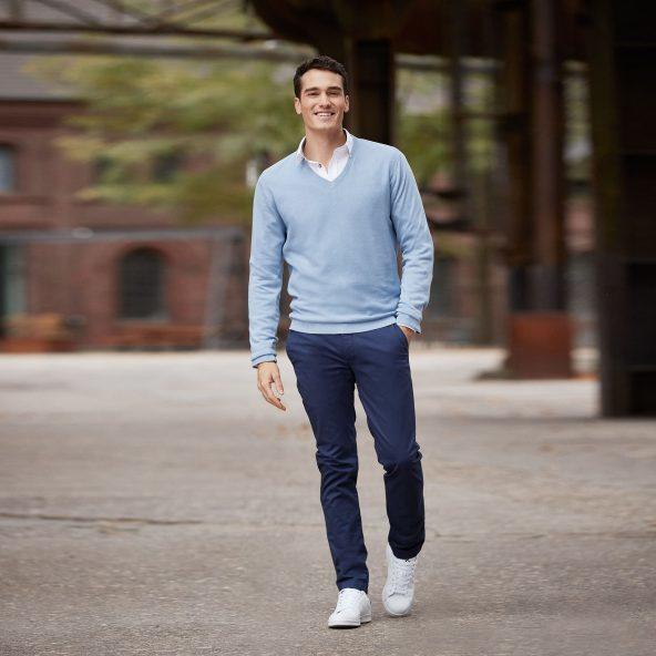 Finstrikket pullover