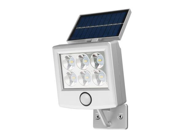 LED-strålkastare med solceller