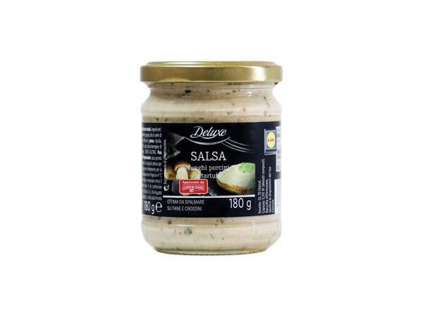 Sauce with porcini mushrooms and truffles