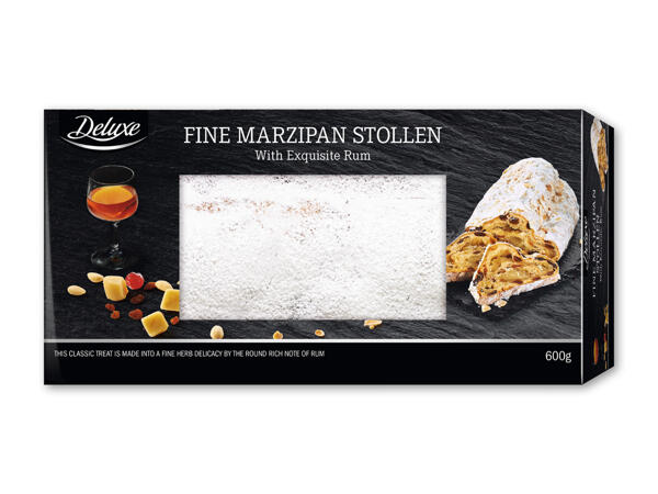 Marcipan­stollen med rom