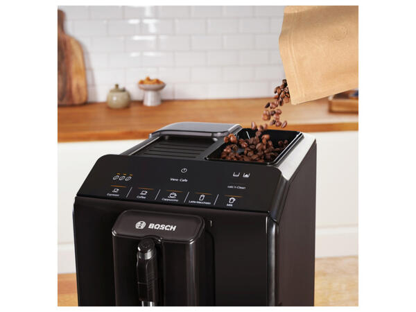 Automatický kávovar s napěňovačem mléka VeroCafe TIE20109