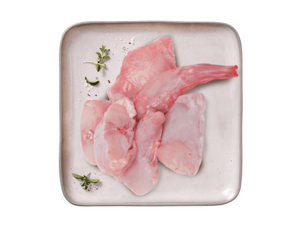 Frische Kaninchenstücke