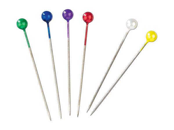 Crelando Assorted Sewing Accessories