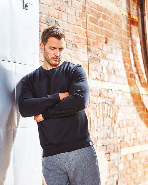 Avenue Mens Black Sweatshirt