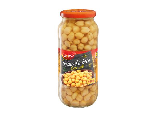 Cooked chickpeas