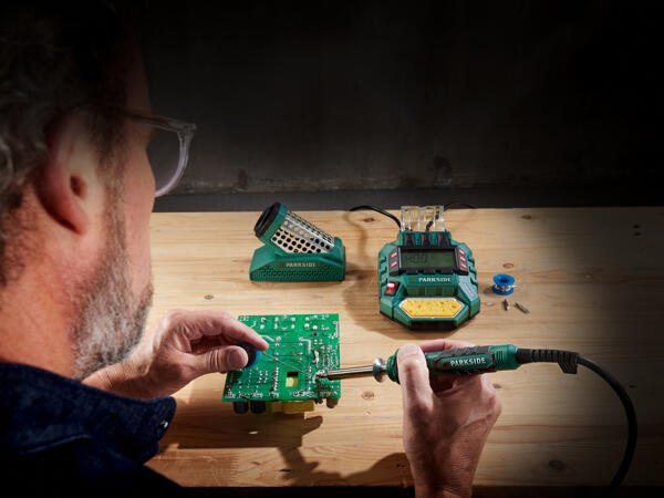 Digital Soldering Station