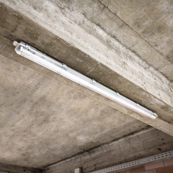 Lampe LED pour lieux humides