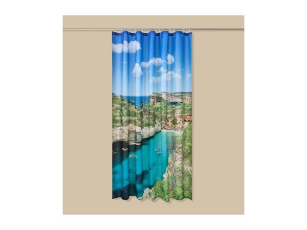 Shower Curtain With Vibrant Design