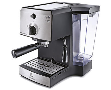 ELECTROLUX
MACHINE À EXPRESSO EEA111