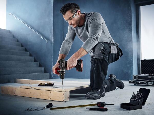 Cordless drill driver