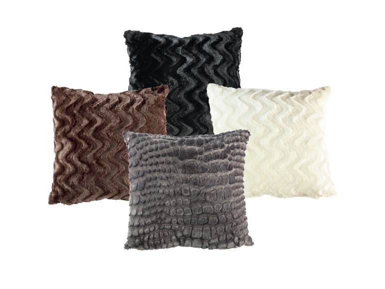Meradiso Large Faux Fur Cushion