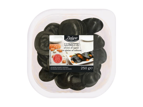 Lunette with Blue Squid Ink with a Salmon Filling