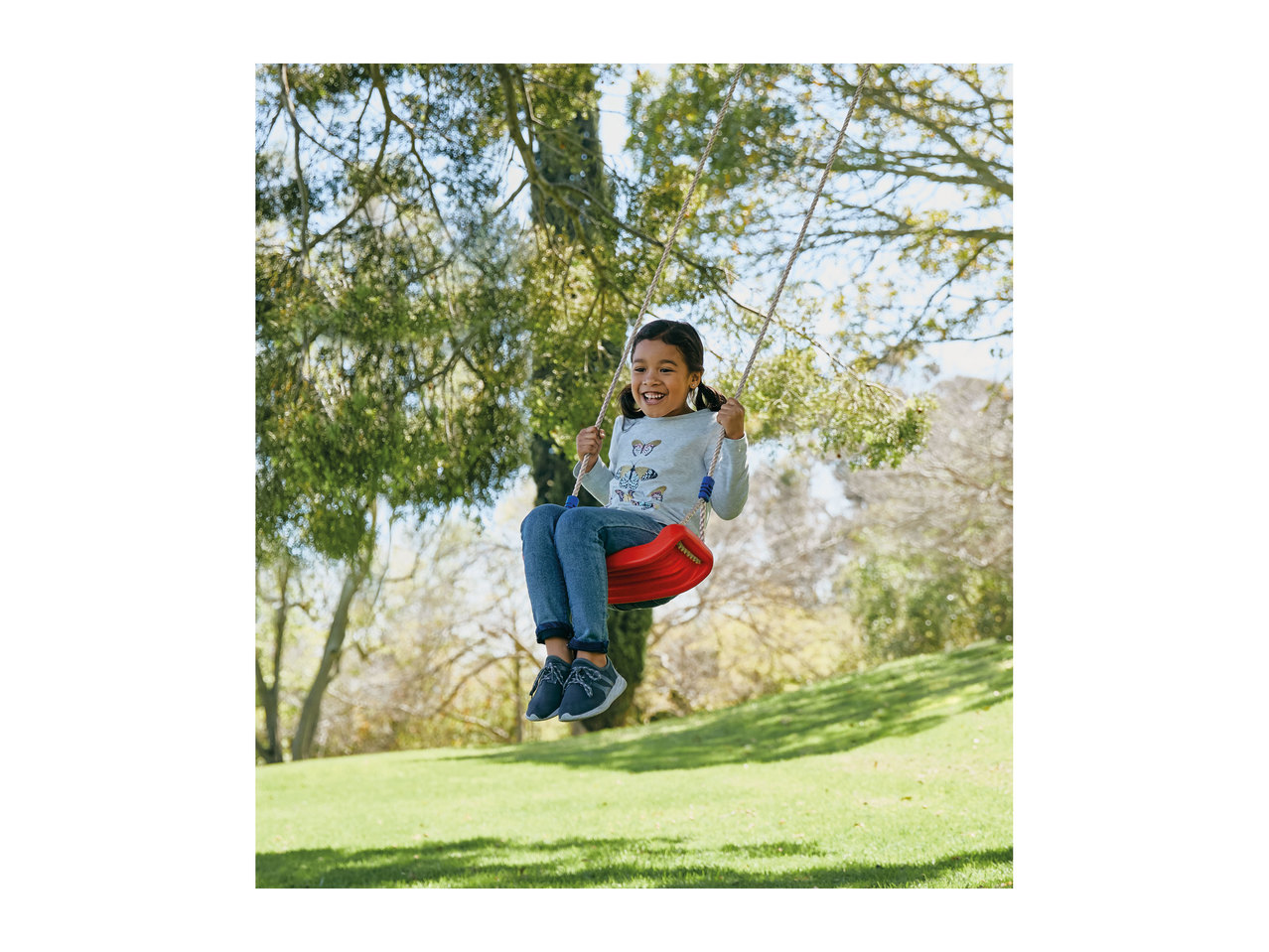Playtive Junior Swing1