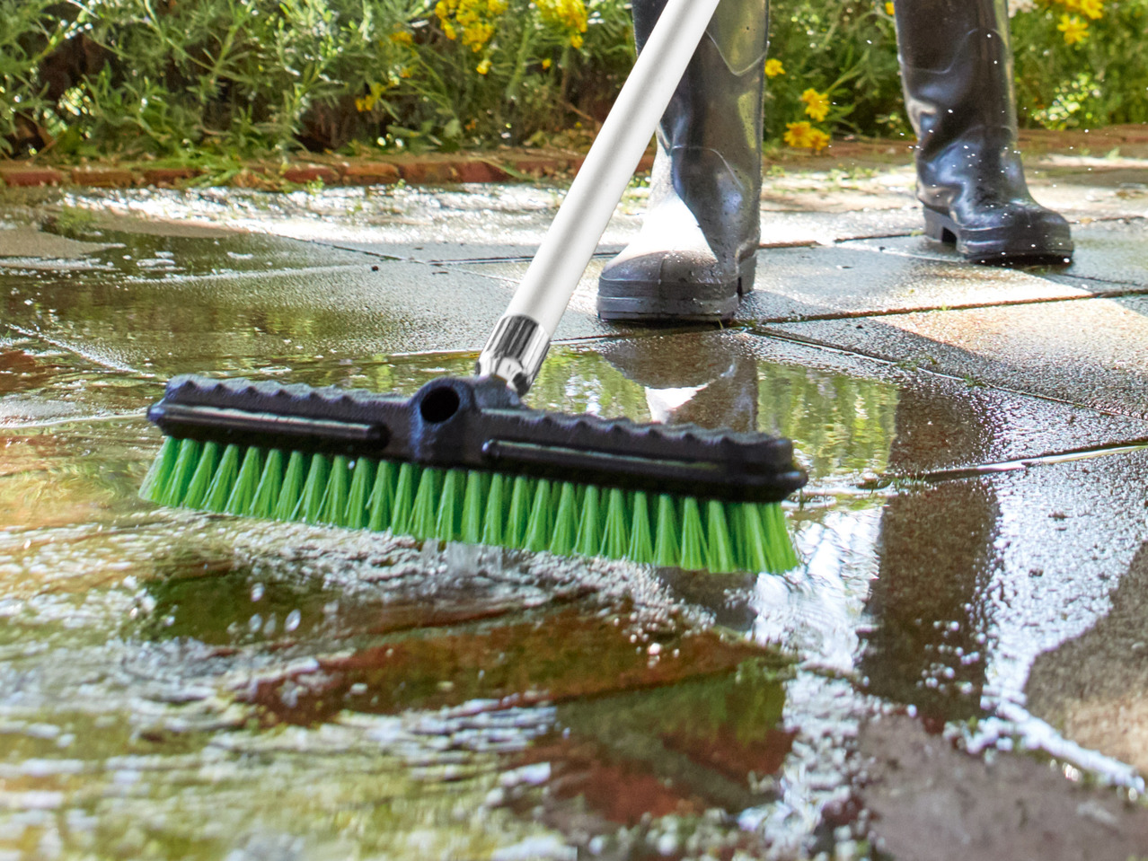 Water-Fed Broom Set
