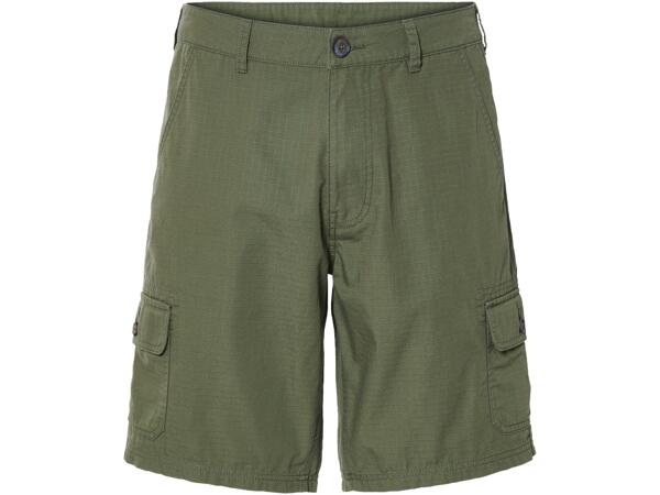 Men's cargo shorts or shorts jeans